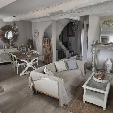 Appartement 3 pièces 368400 €