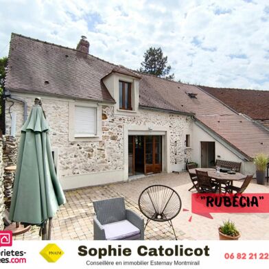 Maison 6 pièces 220000 €