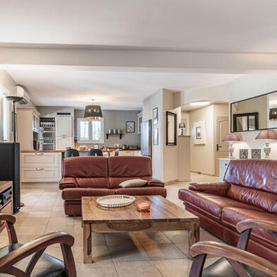 Maison 7 pièces 817000 €