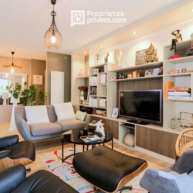 Appartement 5 pièces 317650 €