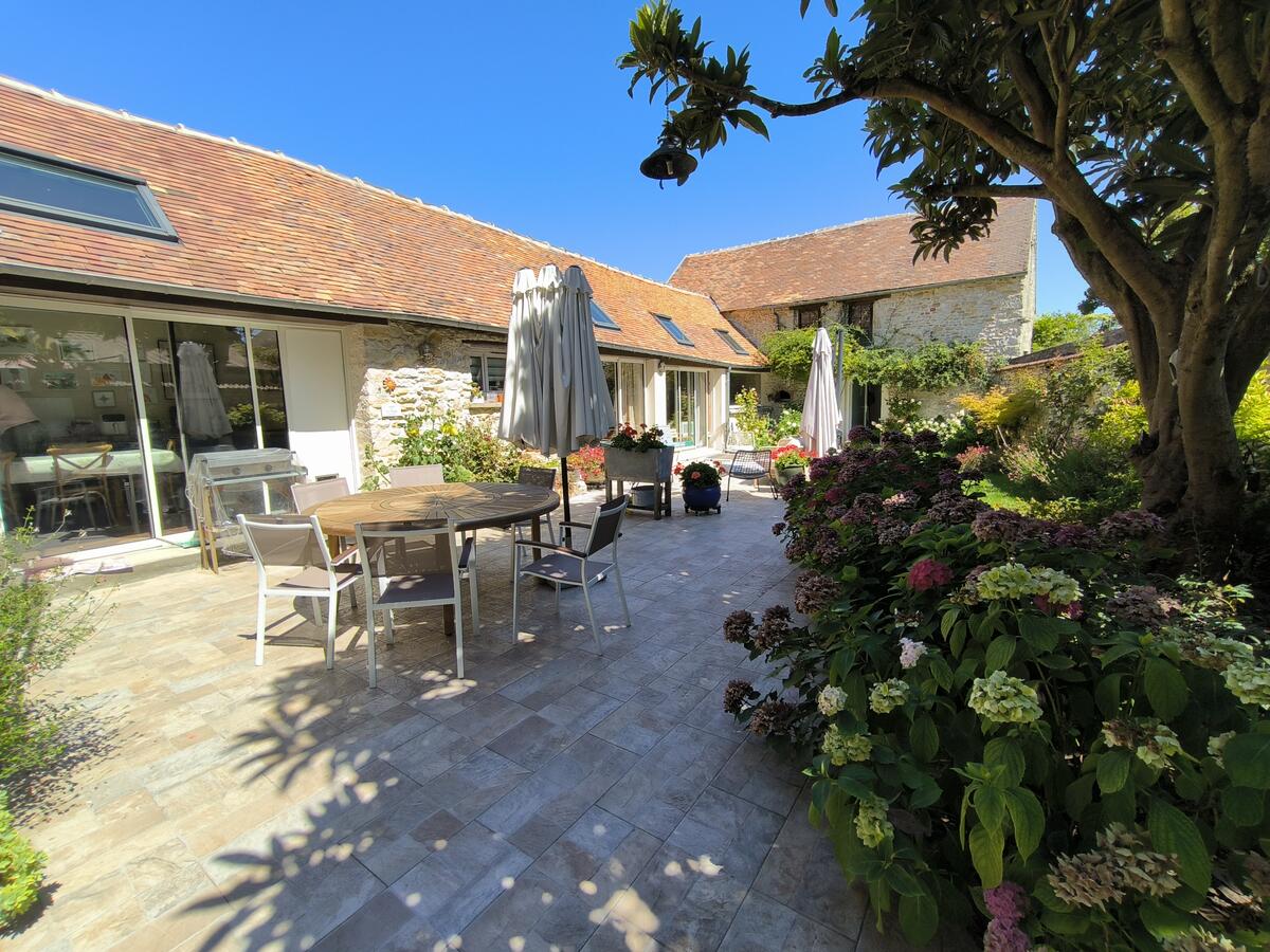 Villa / Maison  T7 à vendre Puiseaux 45390