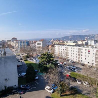 Appartement 2 pièces 650 €