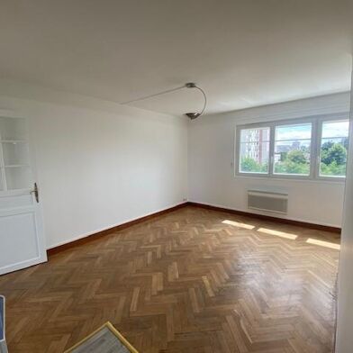 Appartement 2 pièces 481 €