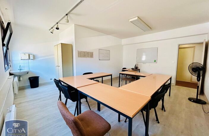 Vente bureau 7 pièces  Châteauroux (36000) — photo 5