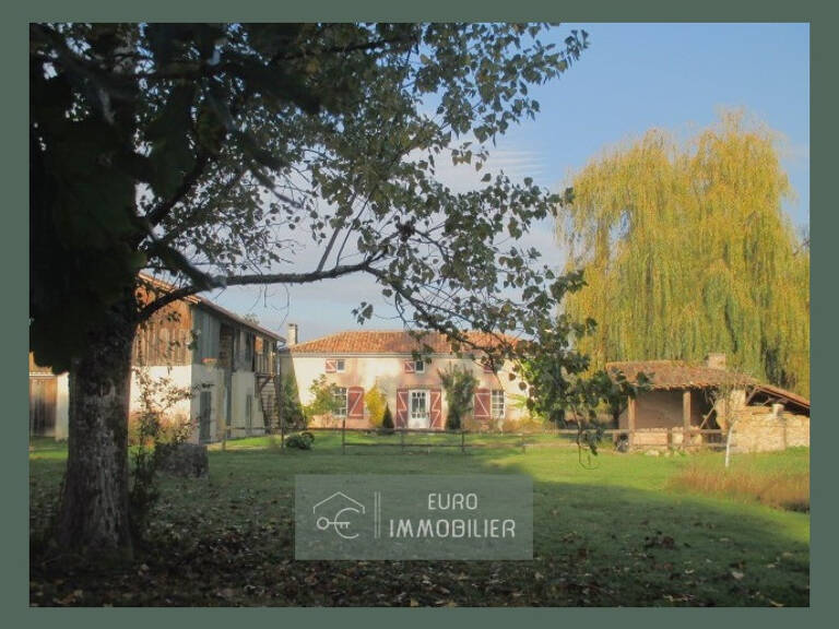 MAISON EN PIERRE CHARME ET AUTHENTICITE -7300 m2 - GIRONDE ( — photo 1