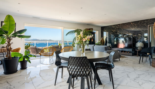 Villa / Maison 5 pièces  à vendre La Ciotat 13600