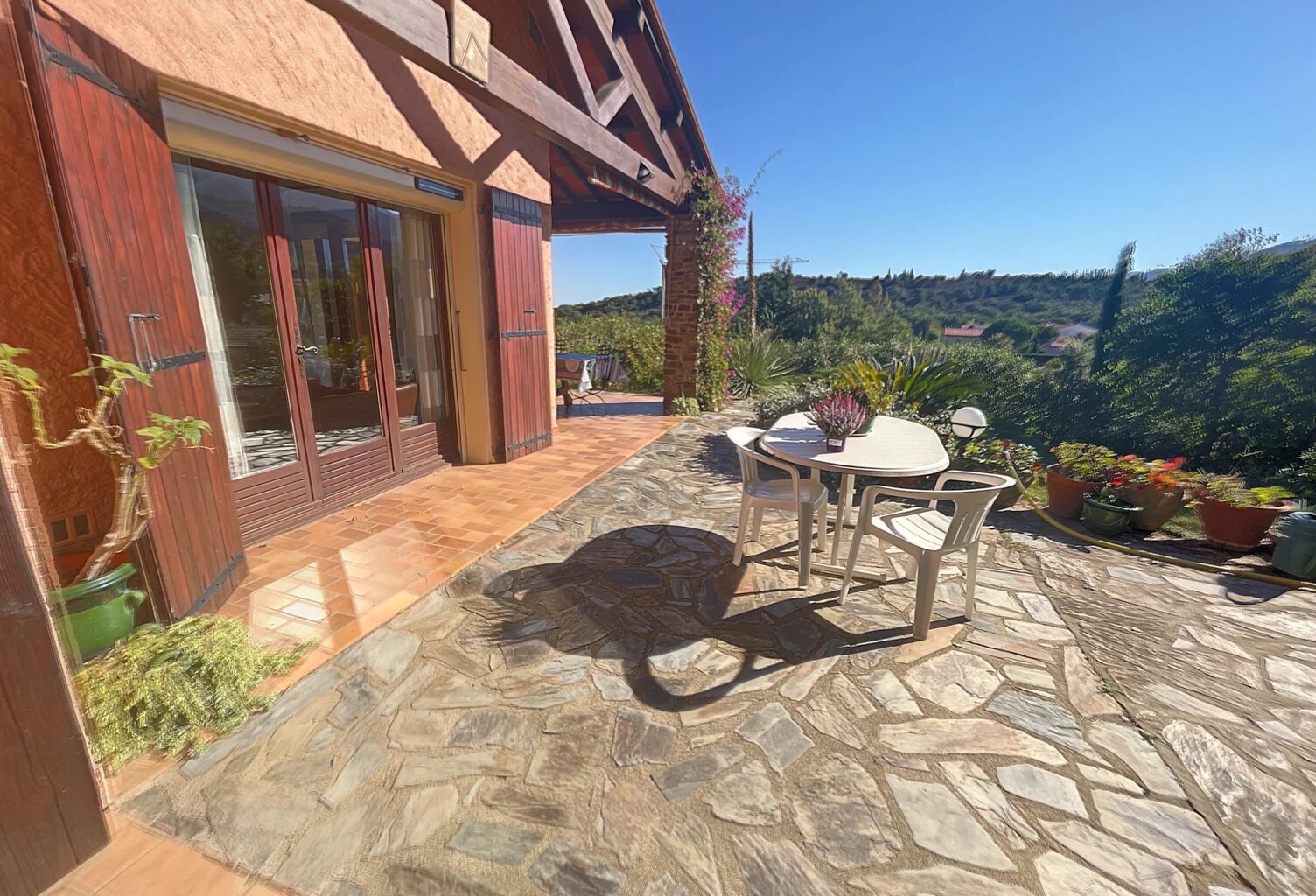 À vendre – Villa 4 faces avec vue mer et Albères — photo 1