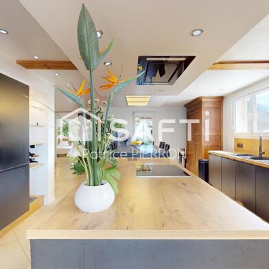 Maison 10 pièces 767000 €