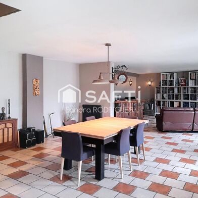 Maison 7 pièces 176700 €