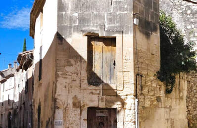 DPT BOULBON (13) MAISON DE VILLAGE AVEC COUR A RENOVER — photo du bien