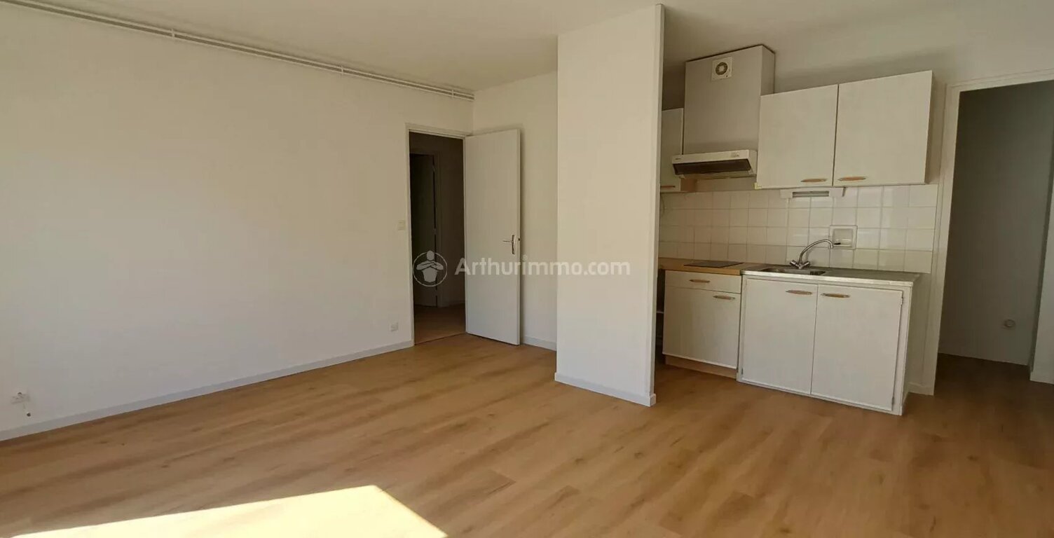 T2 avec Garage — photo 1