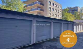Garage   m² à vendre à Grenoble (38000)
