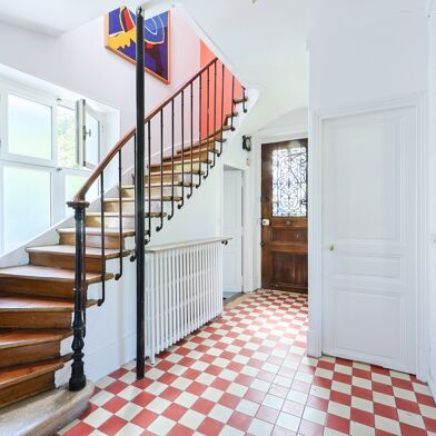 Maison 4 pièces 592000 €