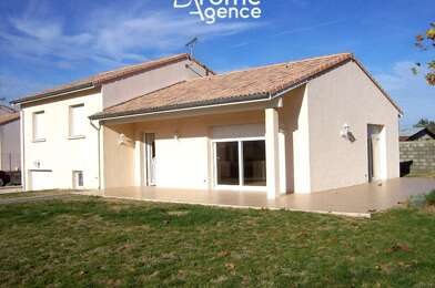 Maison 6 pièces 990 €