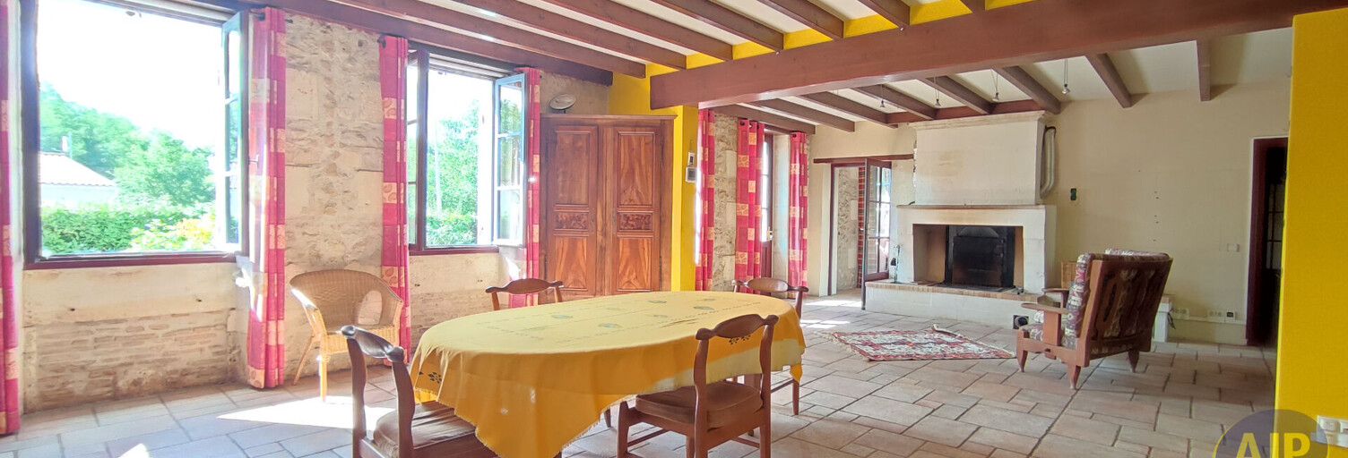 Maison 7 Pièces 236 m² à vendre à Montendre (17130)