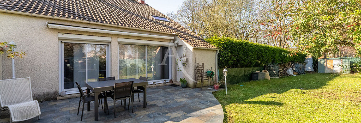 Maison 5 Pièces 110 m² à vendre à Jouy-le-Moutier (95280)