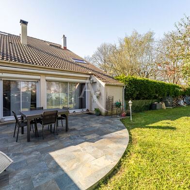 Maison 5 pièces 329900 €