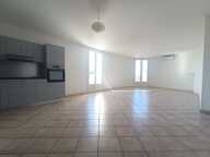 Frontignan - Appartement T4 de 102M² avec balcons et magnifique vue sur le canal ! — photo 3