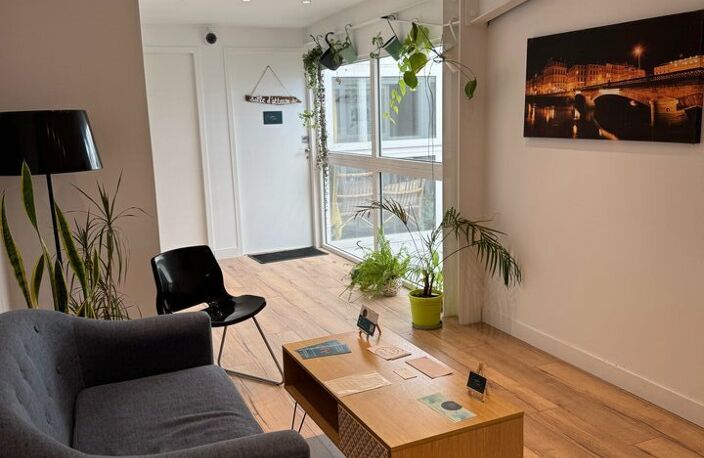 BUREAUX à LOUER — photo 2