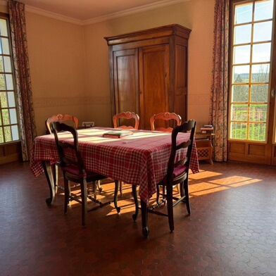 Maison 15 pièces 275000 €