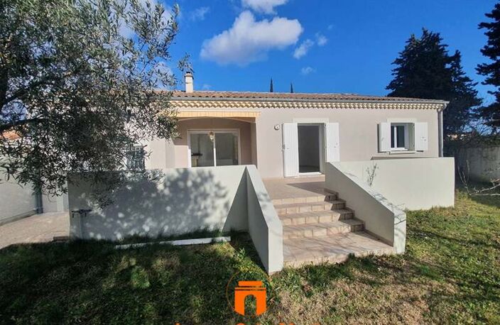 Villa — photo 2