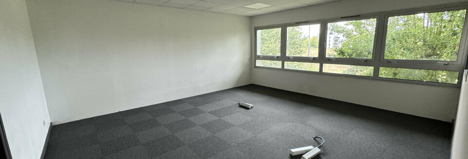 Bureau  109 m² à louer à Tours (37100)