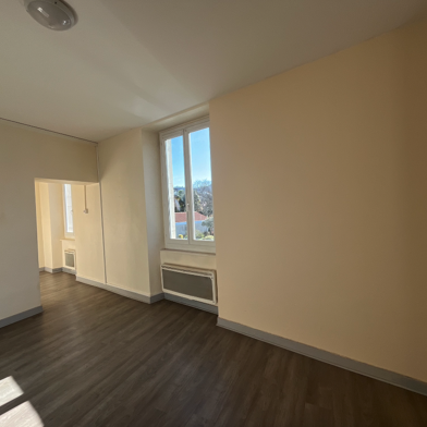 Appartement 2 pièces 465 €