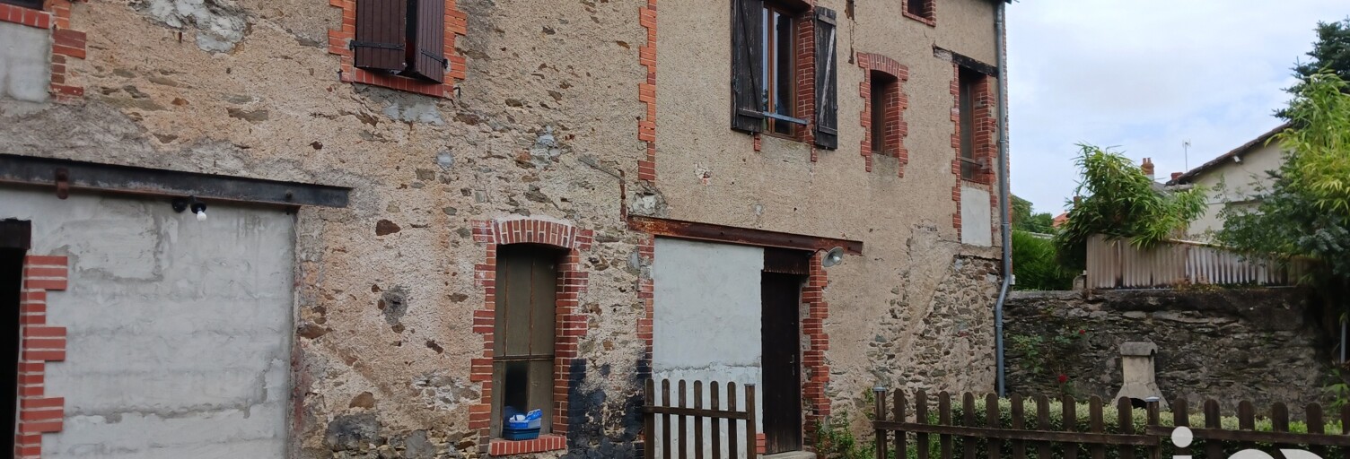 Immeuble  121 m² à vendre à Chemillé-en-Anjou (49120)