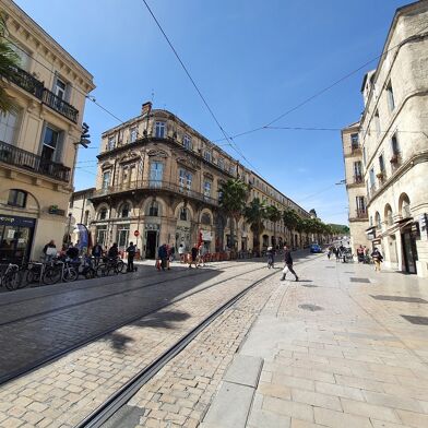 Commerce 3 pièces 1200 €