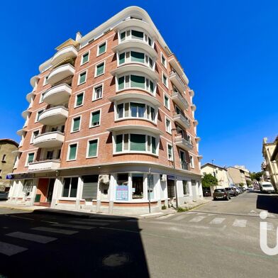 Appartement 6 pièces 146500 €