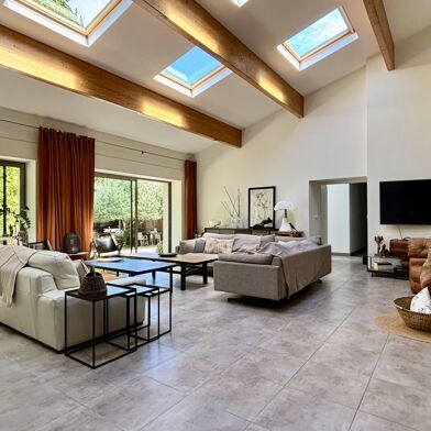 Maison 4 pièces 365000 €