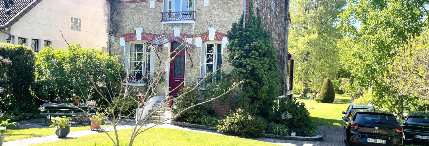 Maison 9 Pièces 200 m² à vendre à Ballancourt-sur-Essonne (91610)