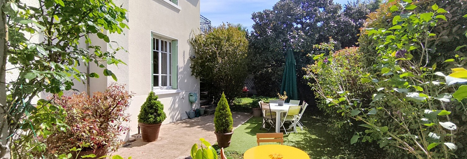 Maison 8 Pièces 243 m² à vendre à Vénissieux (69200)