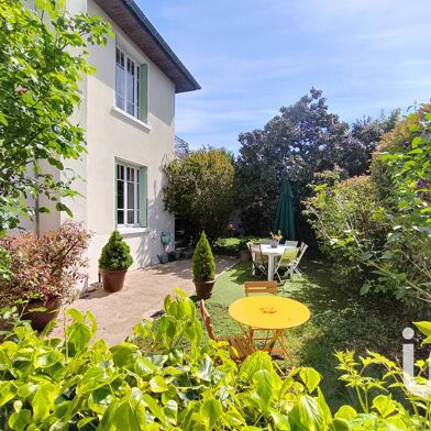 Maison 8 pièces 720000 €