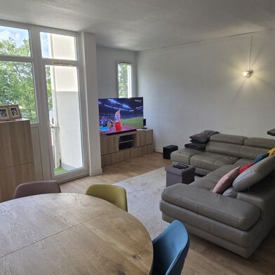 Appartement 3 pièces 104000 €