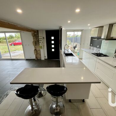 Maison 4 pièces 210000 €