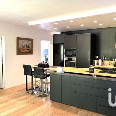 Appartement 3 pièces 246500 €