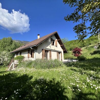 Maison 5 pièces 385000 €