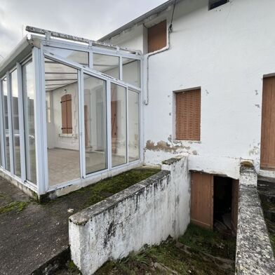 Maison 4 pièces 50000 €