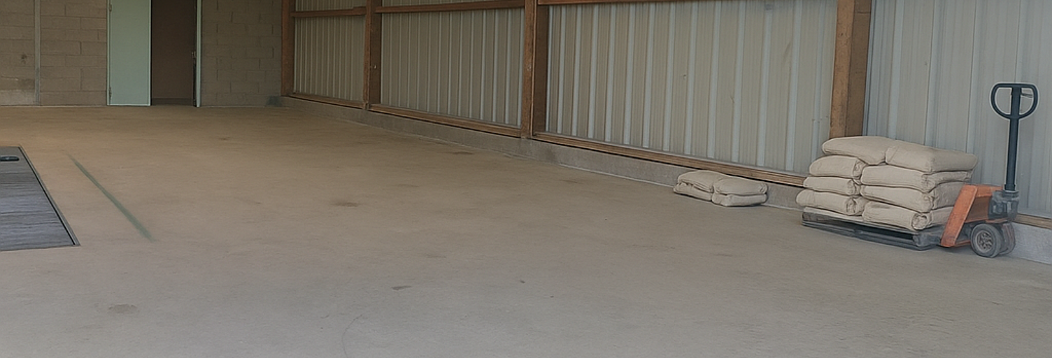 Garage  300 m² à vendre à Beaufort-en-Anjou (49250)