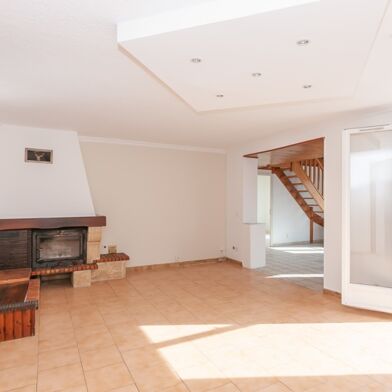 Maison 5 pièces 299900 €