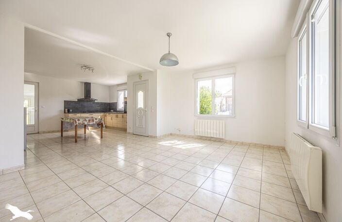 Vente maison 5 pièces 125 m² Yves (17340) — photo 3