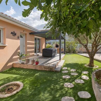 Maison 5 pièces 399900 €