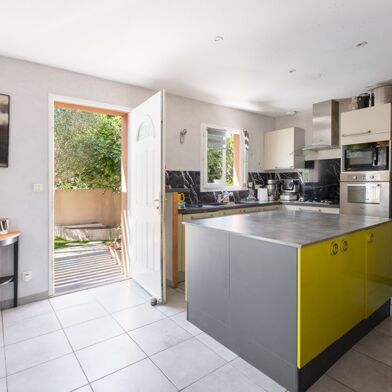 Maison 5 pièces 399900 €