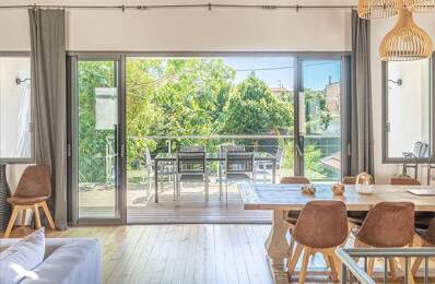 Maison en pierre de 5 pièces principales — photo du bien