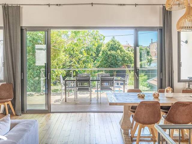 Maison en pierre de 5 pièces principales — photo du bien