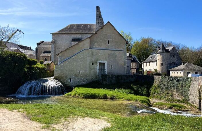 Maison en pierre de 5 pièces principales — photo 2