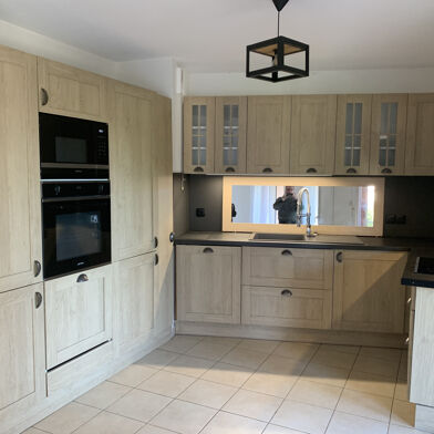 Appartement 5 pièces 231000 €