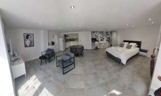 Immeuble  244 m² à vendre à Fréjus (83600)