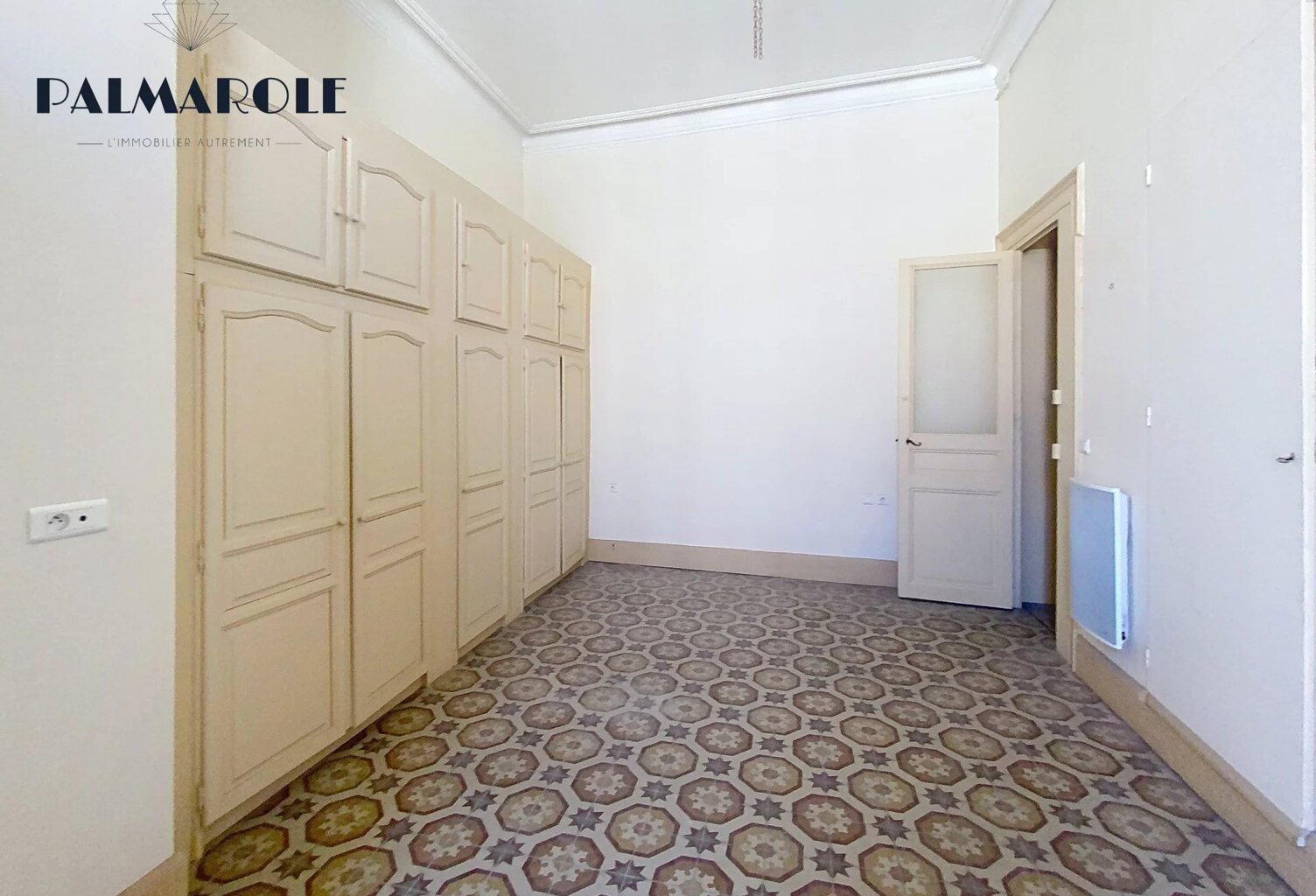 PERPIGNAN GARE - Appartement T3 Au sein d’un immeuble prestigieux signé Viggo Dorph-Petersen (1890) — photo 1